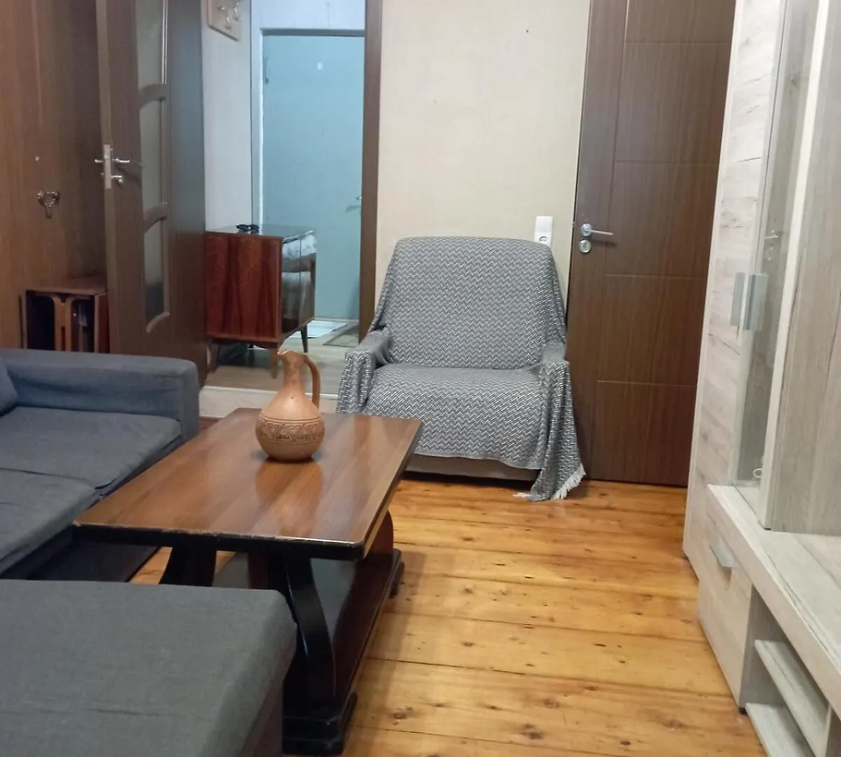 アパート Lovely Home Near St Sioni ティビリシ